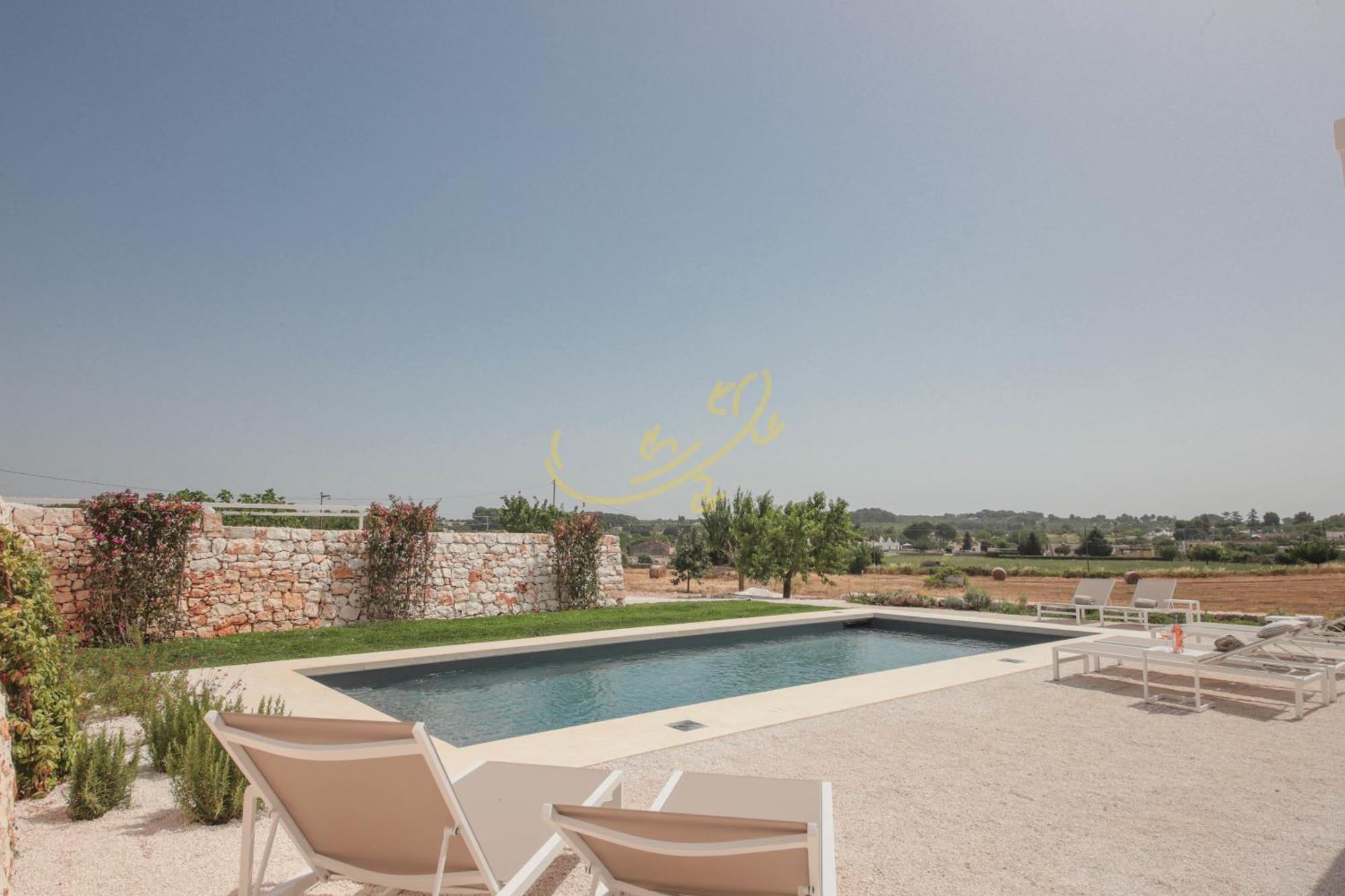 Villa Td I Coni Di Pinure Trulli With Scenic Valley View Martina Franca Exterior foto